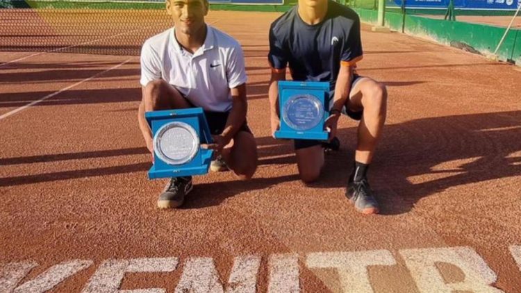 Sami Hayes vainqueur en double avec son partenaire Adam Bouyacoub au tournoi J30 Kenitra